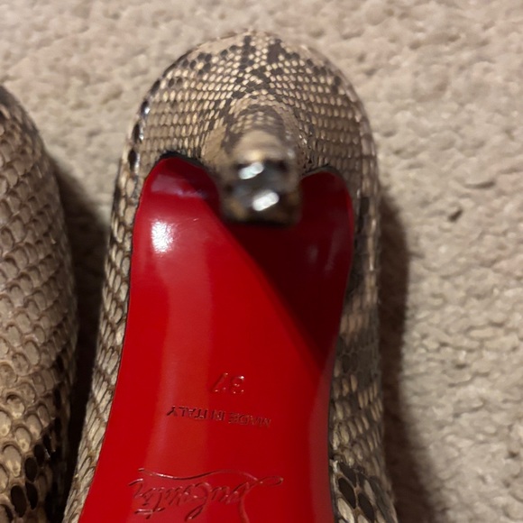 Christian Louboutin Black and Cream Snakeskin Heels - Picture 5 of 5